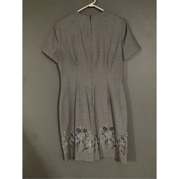 Kasper A.S.L Women's Dress  Short Sleeve Embroidered Flower Design Size 10P - Picture 5 of 5